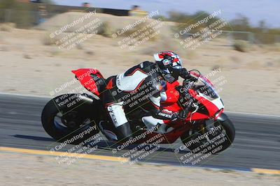 media/Jan-13-2025-Ducati Revs (Mon) [[8d64cb47d9]]/3-B Group/Session 3 (Turn 7 Inside)/